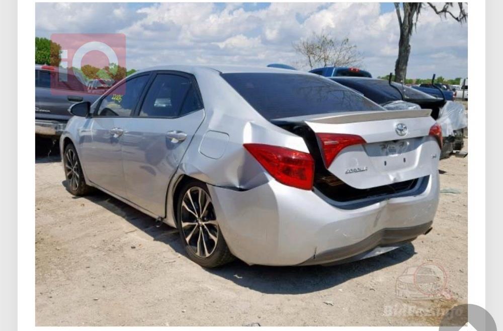 تۆیۆتا کۆرۆلا